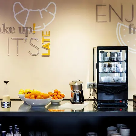 Готель Rondo Барі