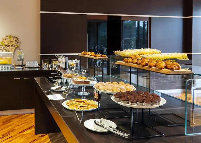 Готель Rondo Барі