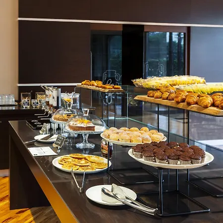 Rondo Hotel 3*